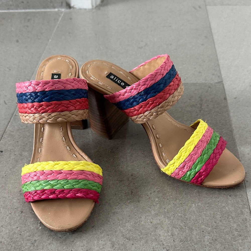 Alice + Olivia Leeda Raffia Sandals